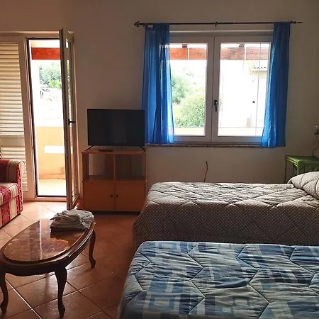 Petrarca Bed and breakfast 3*